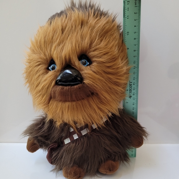 Needs to go! Underground toys Star Wars Talking Chewbacca Plush - Picture 3 of 7
